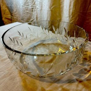 Crystal bowl